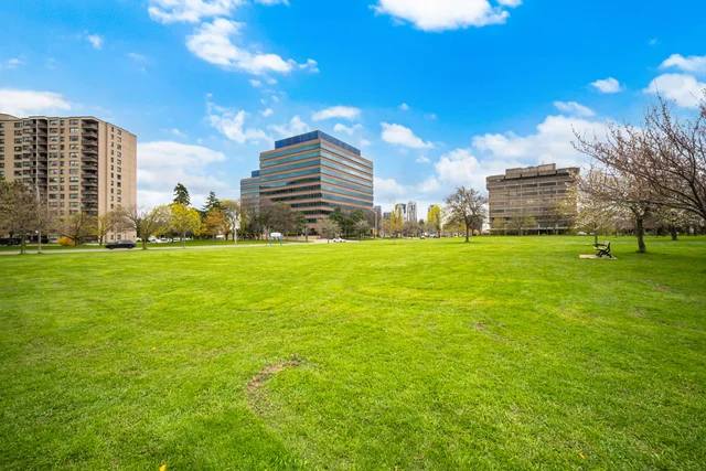 #815-451 The West Mall, Etobicoke - photo 52