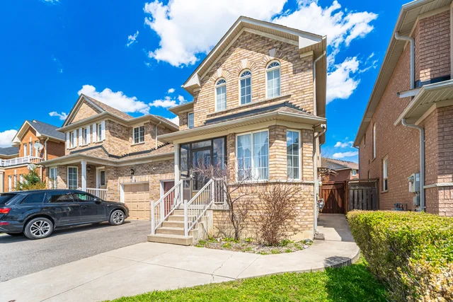 185 Red Maple Road, Richmond Hill - photo 4