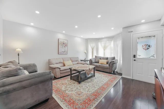 185 Red Maple Road, Richmond Hill - photo 11