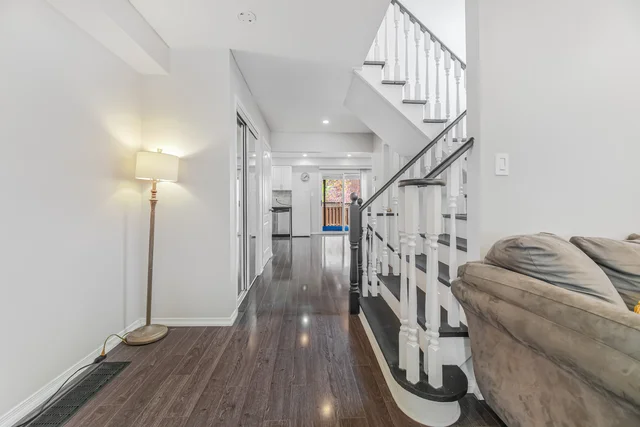 185 Red Maple Road, Richmond Hill - photo 14