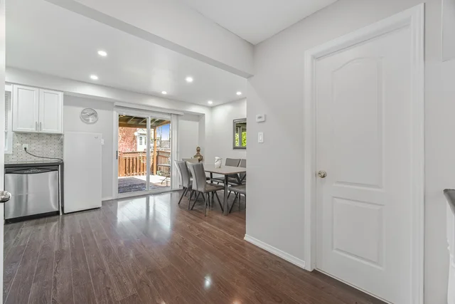 185 Red Maple Road, Richmond Hill - photo 23
