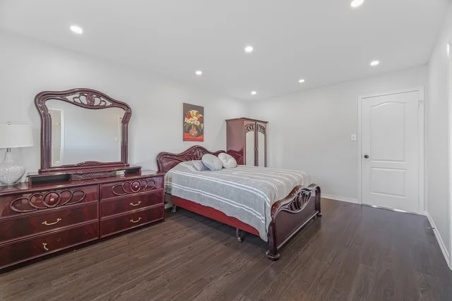 185 Red Maple Road, Richmond Hill - photo 32