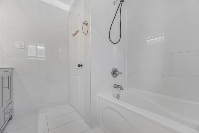 185 Red Maple Road, Richmond Hill - photo 48