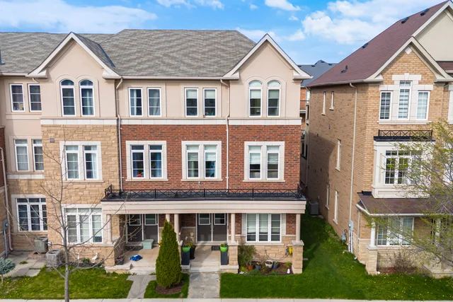 3077 Preserve Drive, Oakville - photo 7