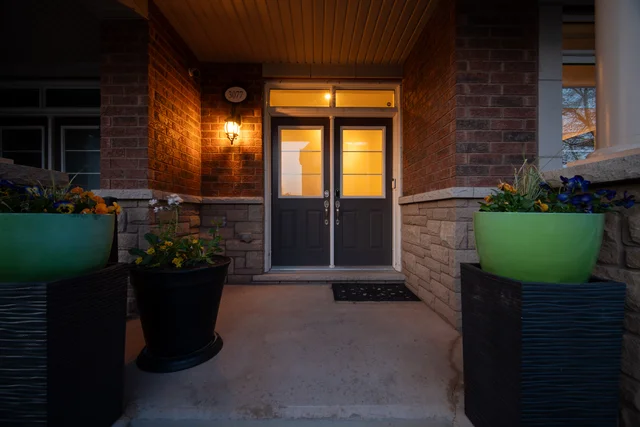 3077 Preserve Drive, Oakville - photo 18