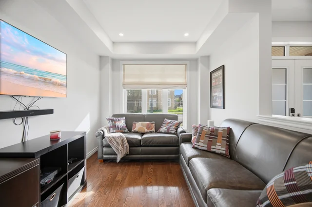 3077 Preserve Drive, Oakville - photo 24