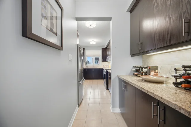 3077 Preserve Drive, Oakville - photo 37