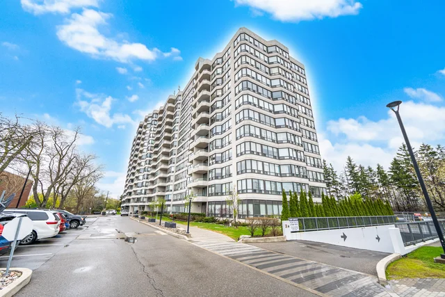 #1414-8501 Bayview Avenue, Richmond Hill - photo 1