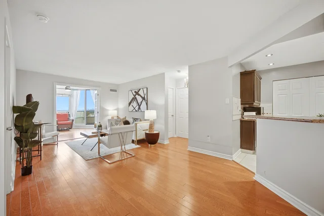 #1414-8501 Bayview Avenue, Richmond Hill - photo 10