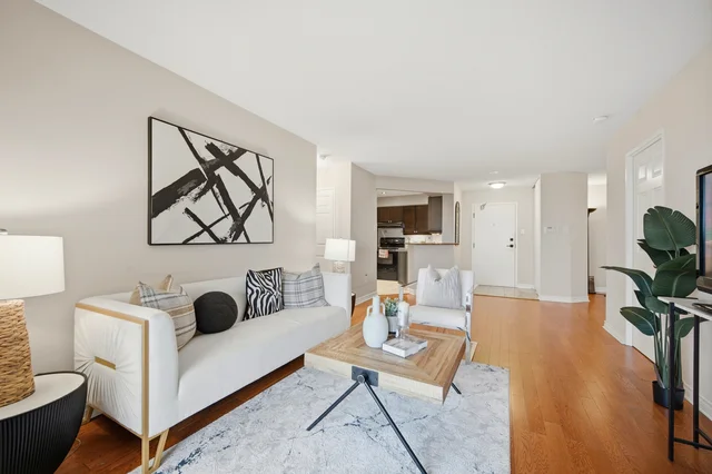 #1414-8501 Bayview Avenue, Richmond Hill - photo 13