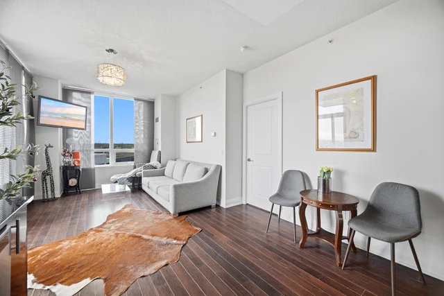 #612-85 North Park Road, Thornhill - photo 13