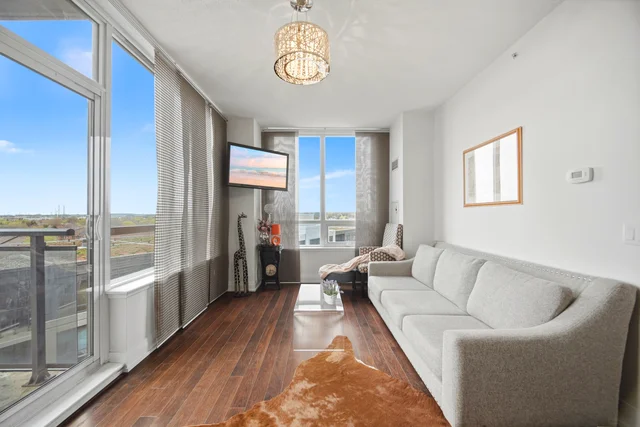 #612-85 North Park Road, Thornhill - photo 15