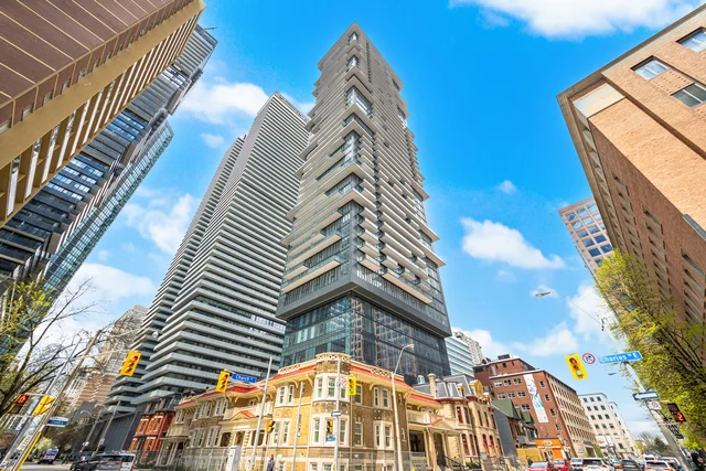 #2409-634 Church Street, Toronto - photo 1