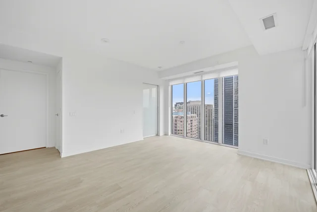 #2409-634 Church Street, Toronto - photo 13