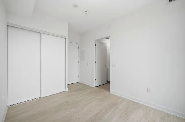 #2409-634 Church Street, Toronto - photo 19