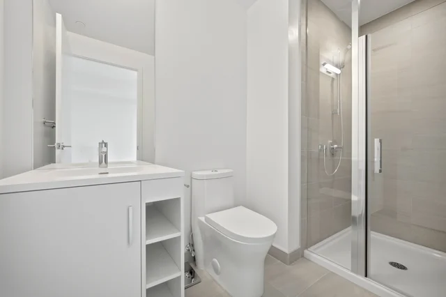 #2409-634 Church Street, Toronto - photo 20