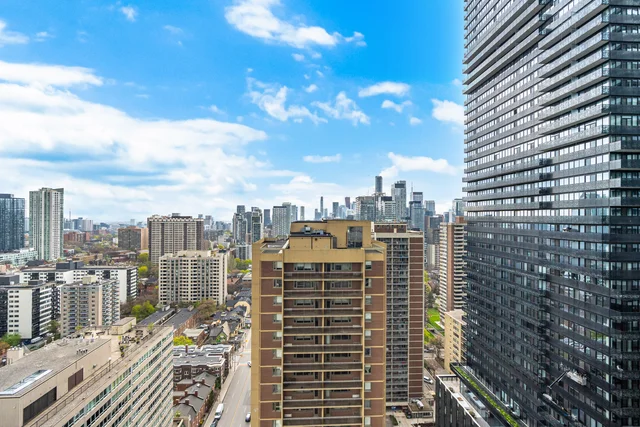#2409-634 Church Street, Toronto - photo 29