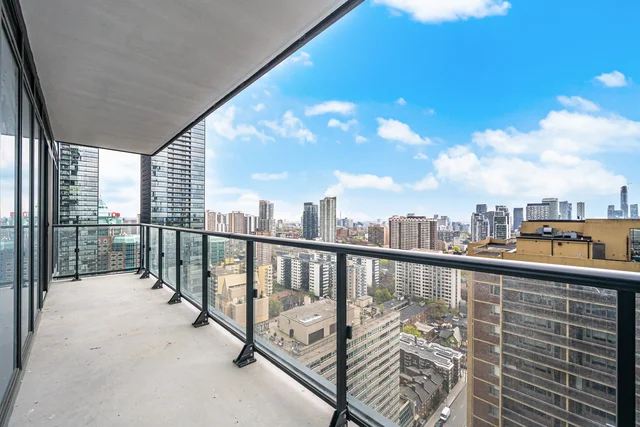 #2409-634 Church Street, Toronto - photo 30