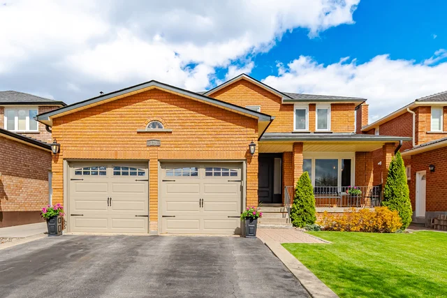 139 Coronation Street, Vaughan - photo 1