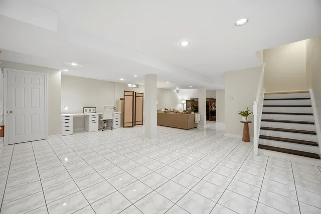 139 Coronation Street, Vaughan - photo 57