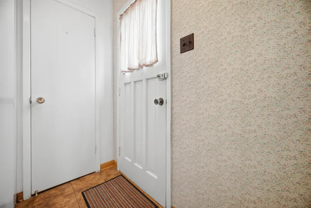 1 Flavian Crescent, Brampton - photo 34