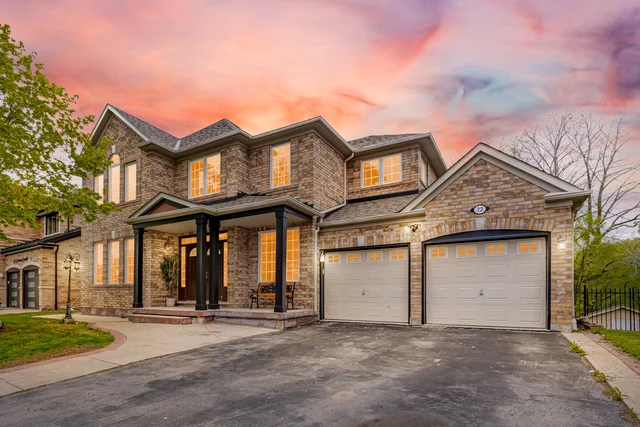 22 Cosmo Court, Brampton - photo 1