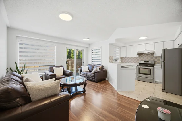 32 Laurelhurst Crescent, Woodbridge - photo 16