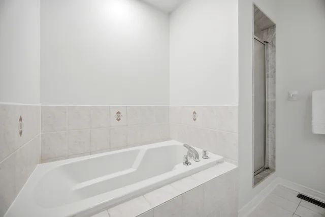 32 Laurelhurst Crescent, Woodbridge - photo 26