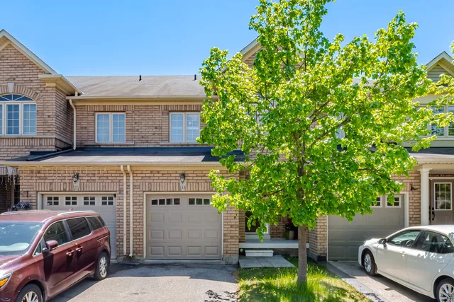 33 Bay Breeze Drive, Brampton - photo 1