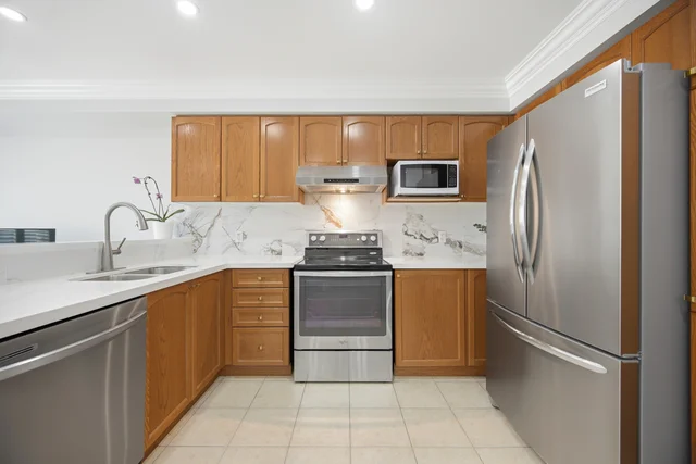33 Bay Breeze Drive, Brampton - photo 10