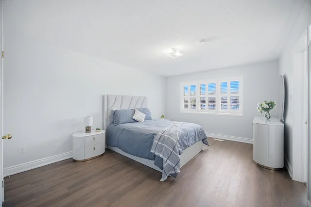 33 Bay Breeze Drive, Brampton - photo 23