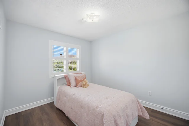 33 Bay Breeze Drive, Brampton - photo 28