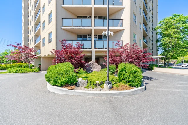 #108-2 Westney Road North, Ajax - photo 2