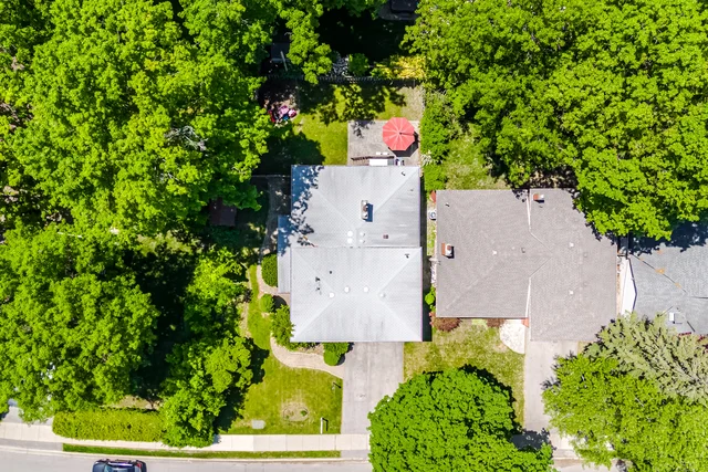 8 Markland Drive, Etobicoke - photo 3