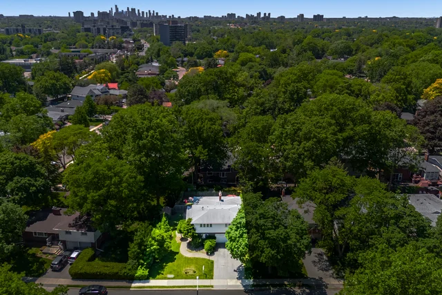 8 Markland Drive, Etobicoke - photo 4