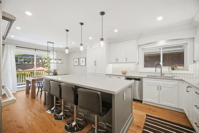 8 Markland Drive, Etobicoke - photo 32