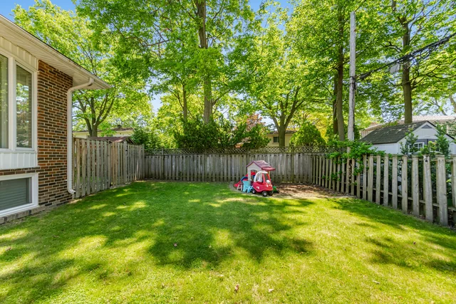 8 Markland Drive, Etobicoke - photo 81