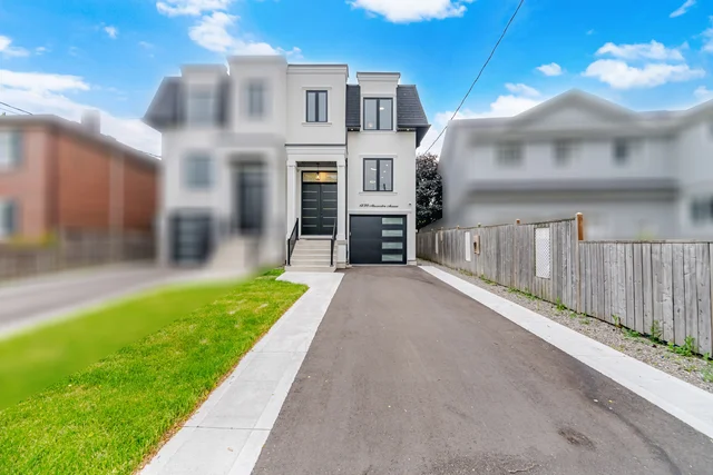 1230 Alexandra Avenue, Mississauga - photo 2
