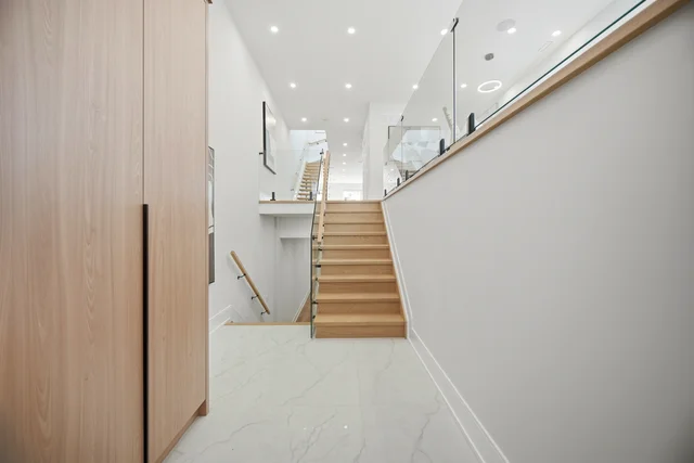 1230 Alexandra Avenue, Mississauga - photo 9
