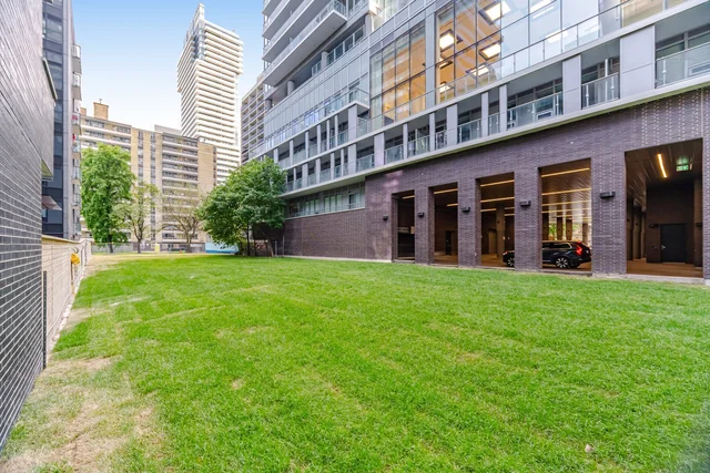 #1803-195 Redpath Avenue, Toronto - photo 37