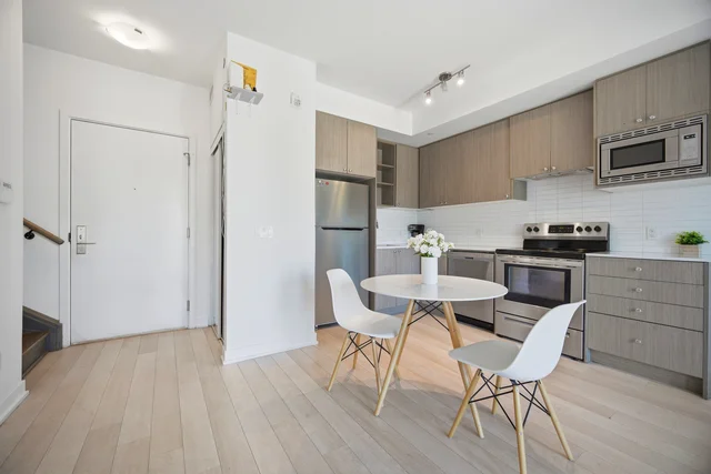 #204-155 Downsview Park Boulevard, North York - photo 8