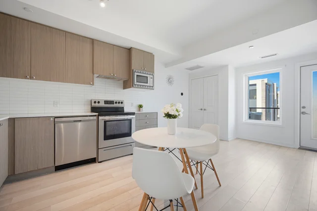 #204-155 Downsview Park Boulevard, North York - photo 10
