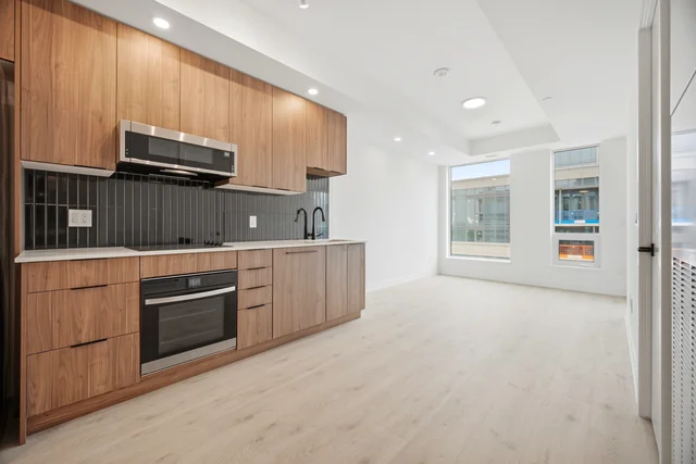 #512-2501 Saw Whet Boulevard, Oakville - photo 10