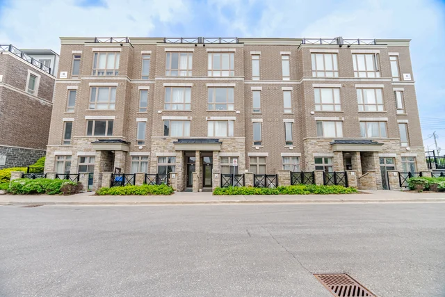 #702-60 Dunsheath Way, Markham - photo 1