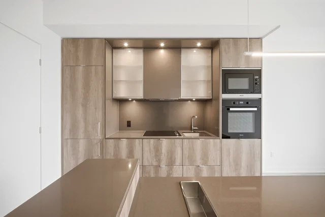 #3608-11 Yorkville Avenue, Toronto - photo 9