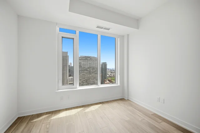 #3608-11 Yorkville Avenue, Toronto - photo 15