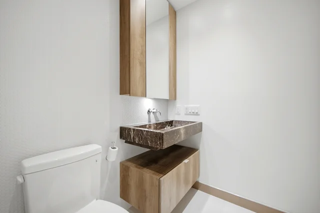 #3608-11 Yorkville Avenue, Toronto - photo 24
