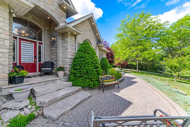 10 Valley Hill Drive, Caledon - photo 17