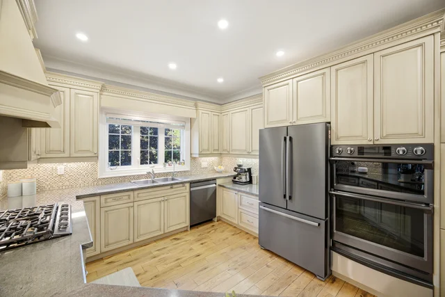 10 Valley Hill Drive, Caledon - photo 32