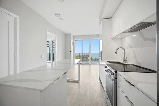 #2006-70 Annie Craig Drive, Etobicoke - photo 13